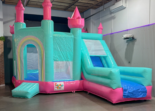 Jeu gonflable Royaume arc-en-ciel — Fête ta Fête