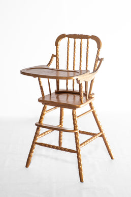 Chaise haute vintage dorée — Fête ta Fête