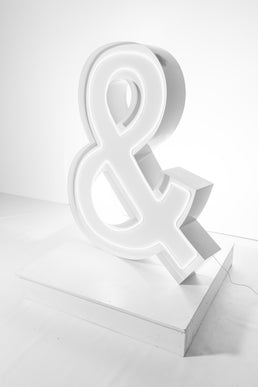 Enseigne lumineuse « & » — Fête ta Fête