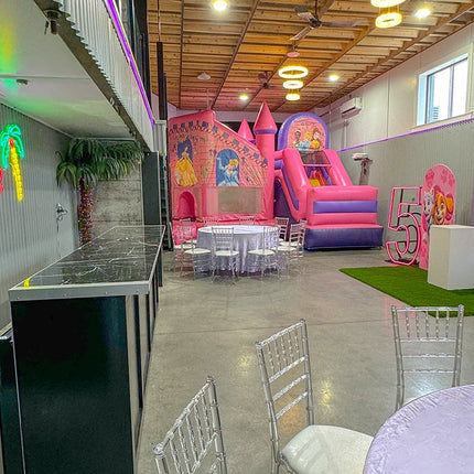 Fête d'enfant décorée à la salle Fête ta Fête
