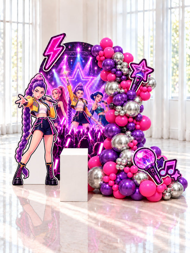 Décor d'anniversaire au thème concert, backdrop et guirlande de ballons, livré et installé par Fête ta Fête